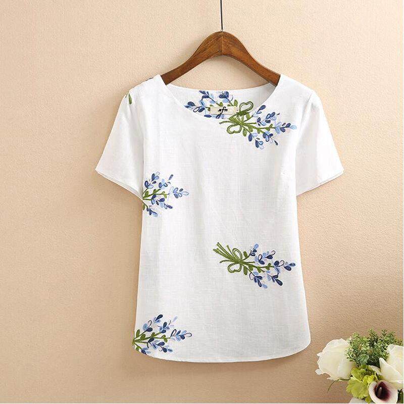 Cotton summer middle-aged women's national wind embroidery flower short-sleeved shirt